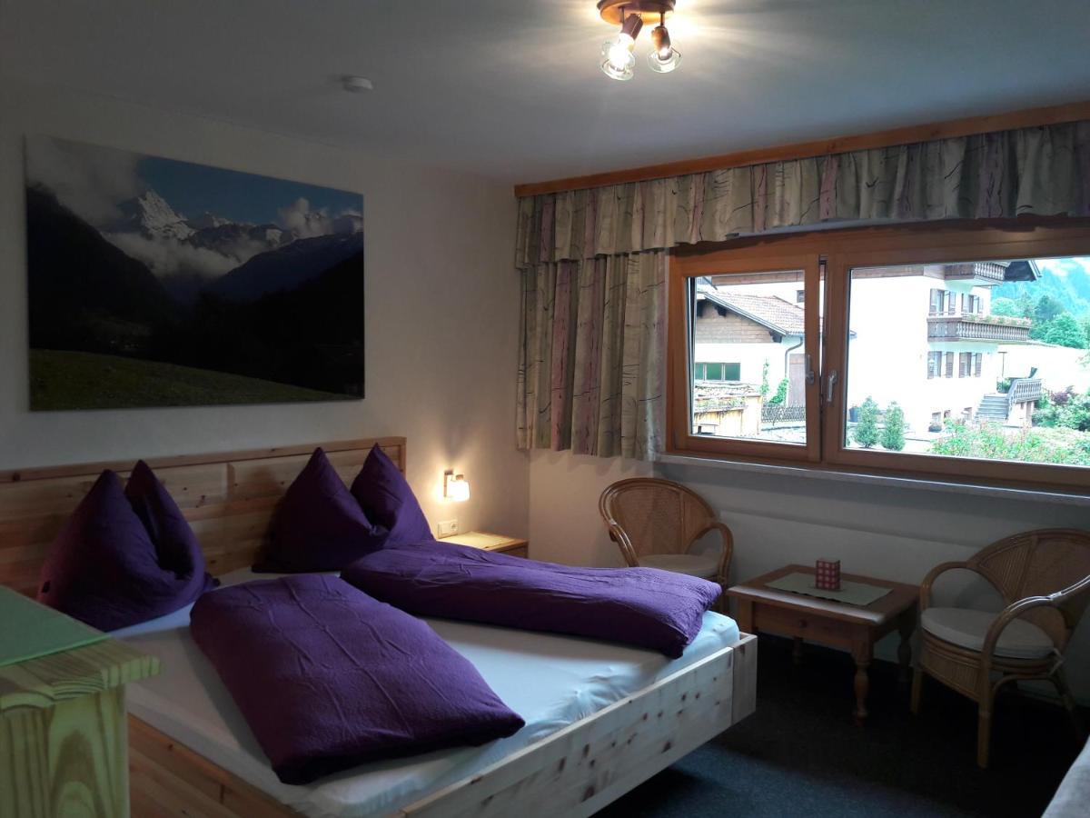 Haus Lifinar - Carmen Juen Apartment Sankt Gallenkirch Luaran gambar